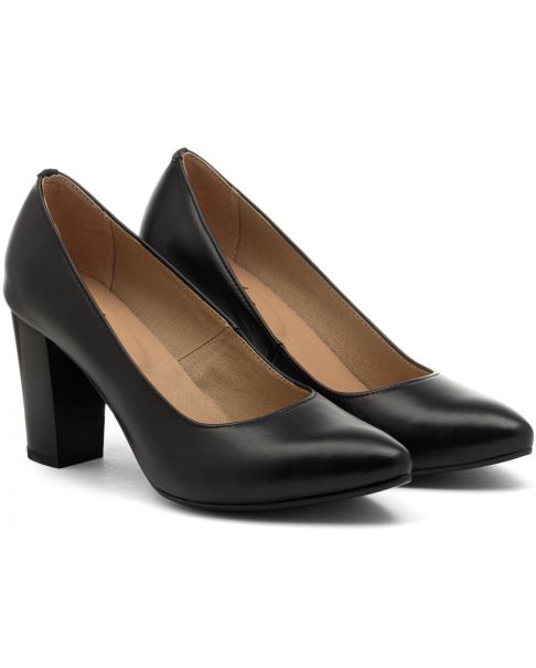 Παπούτσια με τακούνι C826 μαύρο φαρδιά